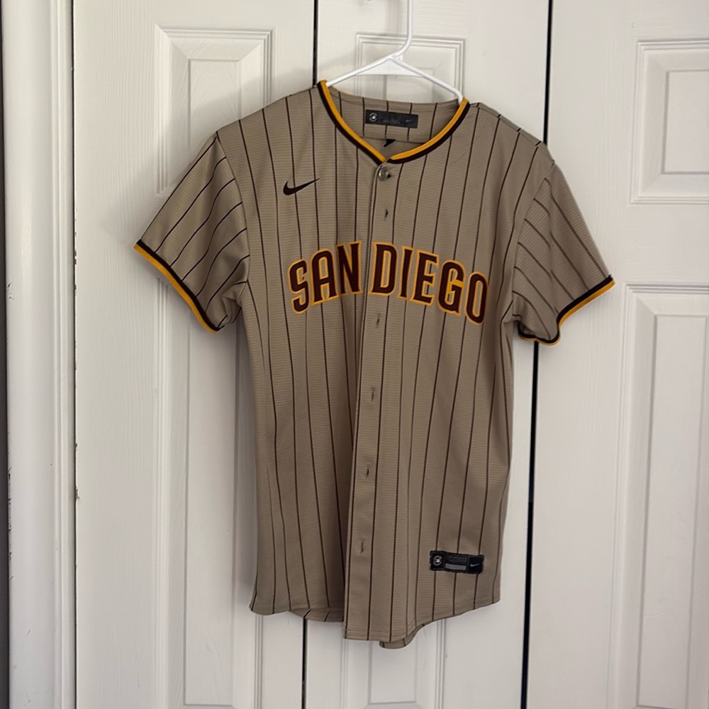 Youth large Tatis Junior Nike jersey.